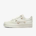 Nike Air Force 1 '07 LX Women's Shoes. Nike JP